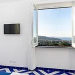 Holiday home Lemon Flats 2 *